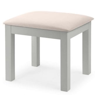 Maine-Dressing-Stool